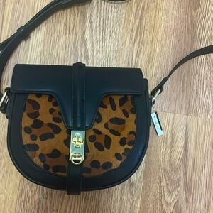 Leopard faux leather crossbody bag